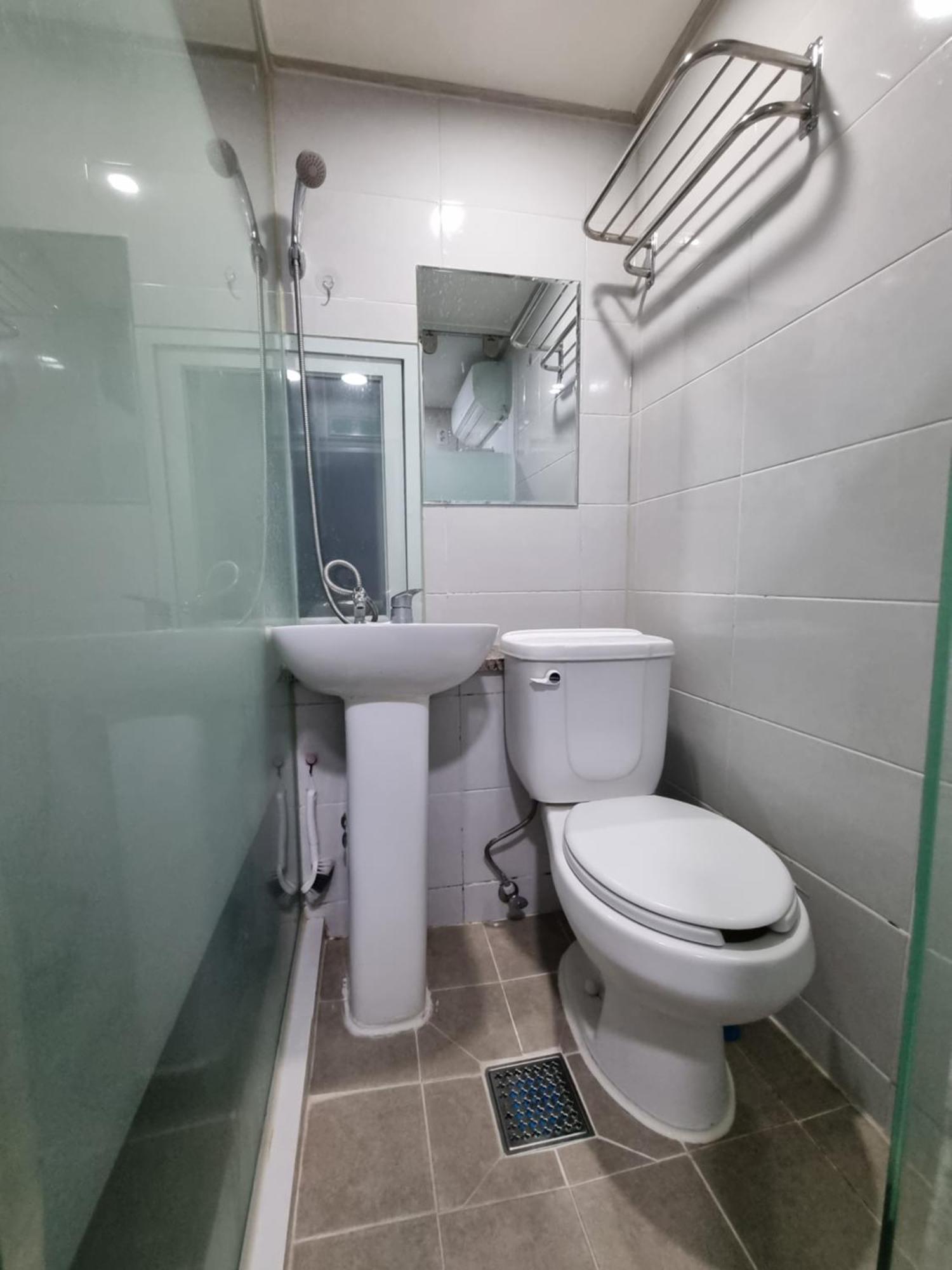 Super Close To The Station, Cost-effective Seoul