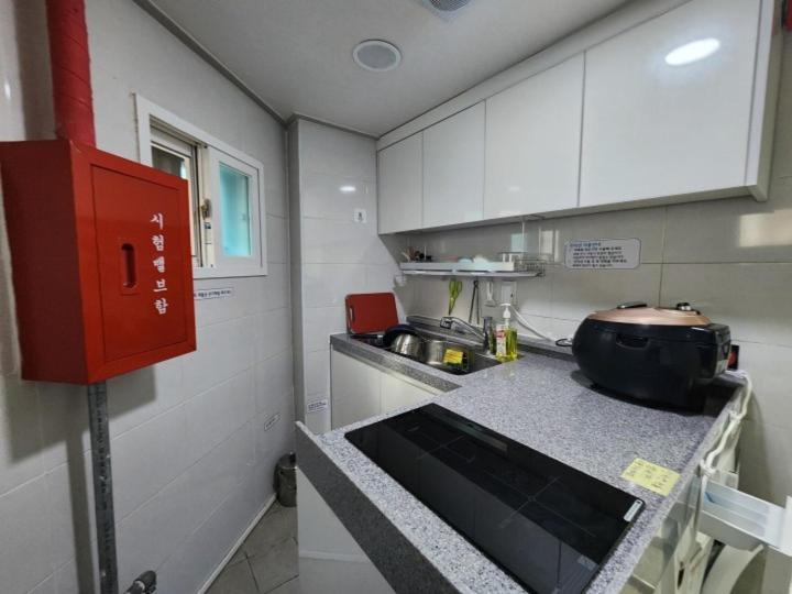 Super Close To The Station, Cost-effective * Seoul