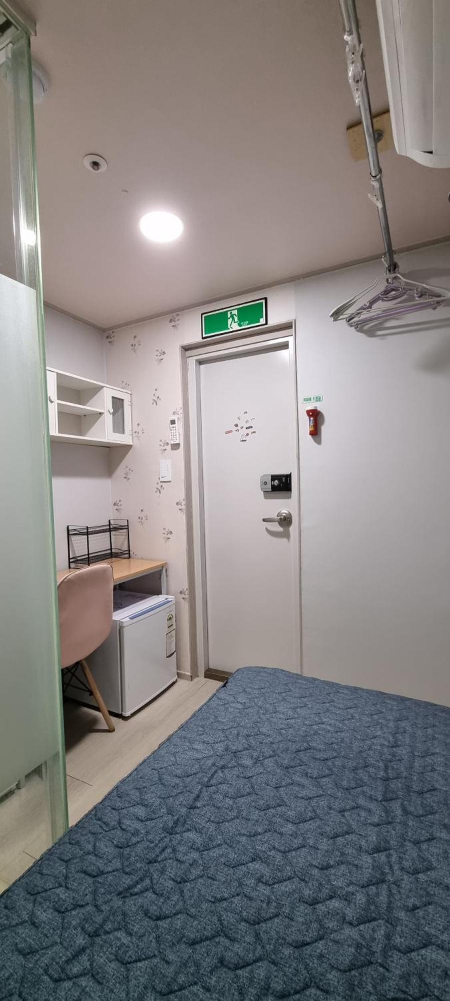 Super Close To The Station, Cost-effective Seoul